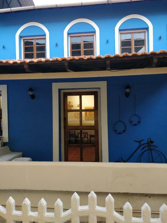 The White Balcao Hostel Panaji Exterior photo